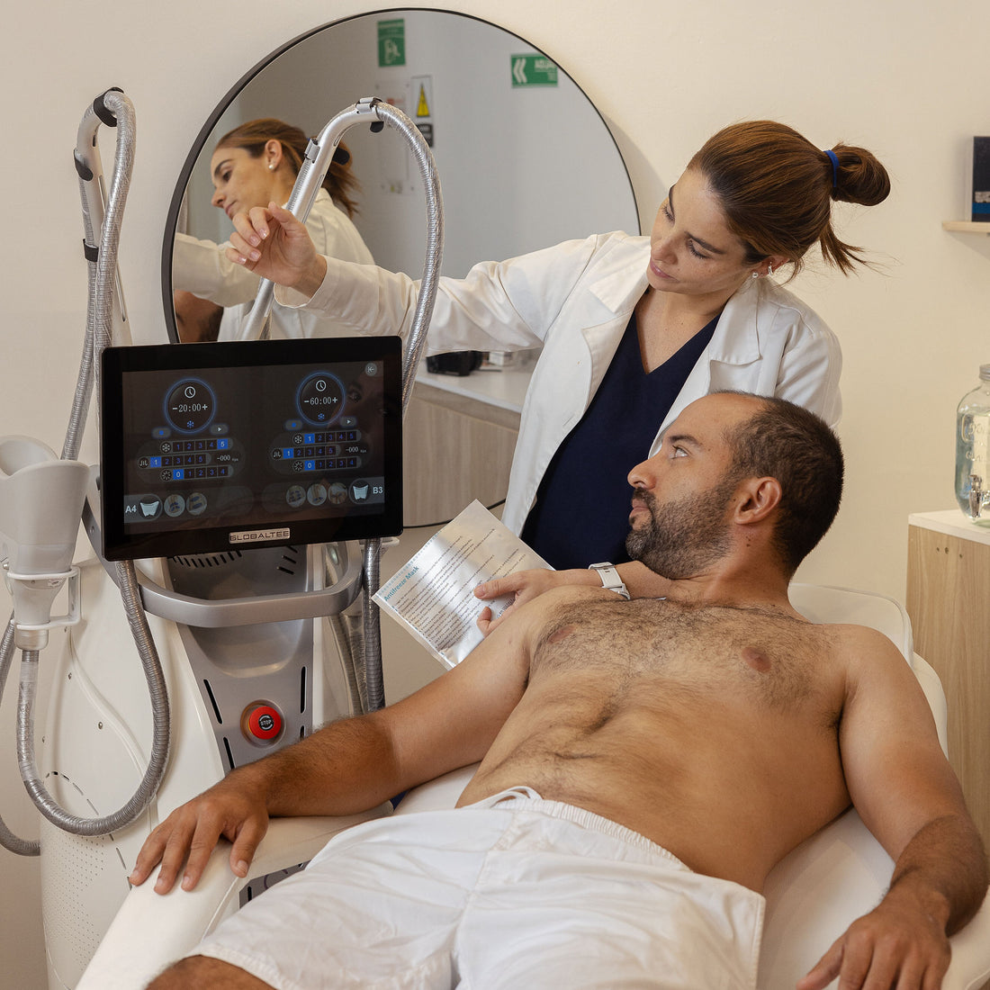 Tratamiento de criolipólisis corporal en clínica Dra. Duarte, Armenia — criolipólisis o lipólisis enzimática según la zona